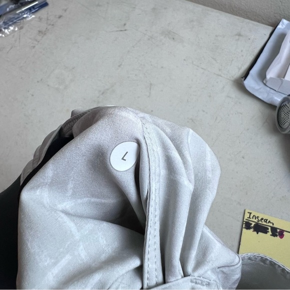 Lululemon Mens Patterned Grey / White Shorts Size Large - Picture 5 of 5